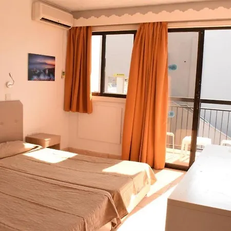 Katalina Apartment *